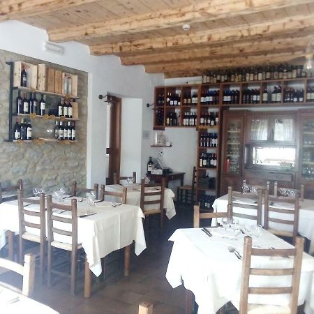 La Foresta Albergo Ristorante Pizzeria Badia Prataglia Exterior foto